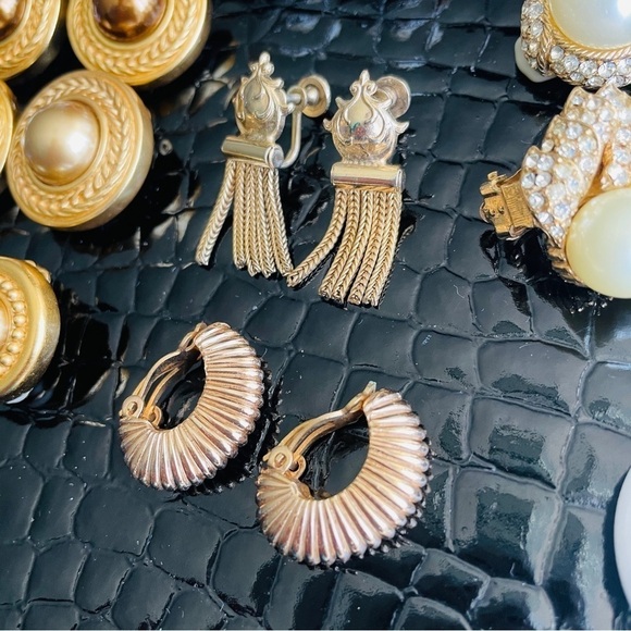 Crown Trifari Vintage Gold Plated Sea Shell Statement Nautical Clip On E… - Picture 13 of 15